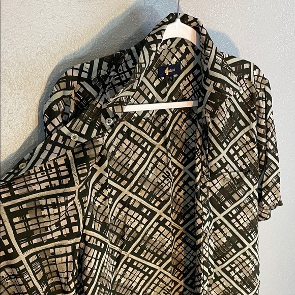Vintage Gabicci Geometric Print Short Sleeve Button-Up Shirt – Size M - Picture 12 of 12
